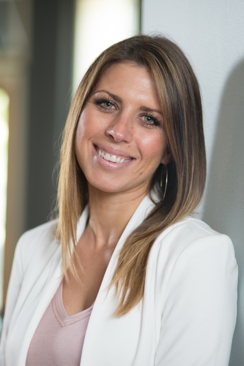 Kelly Staudinger headshot