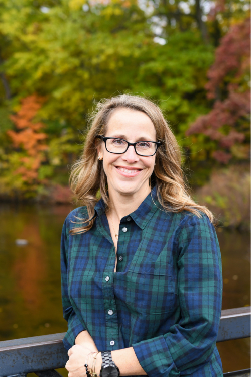 Kim Emmer headshot